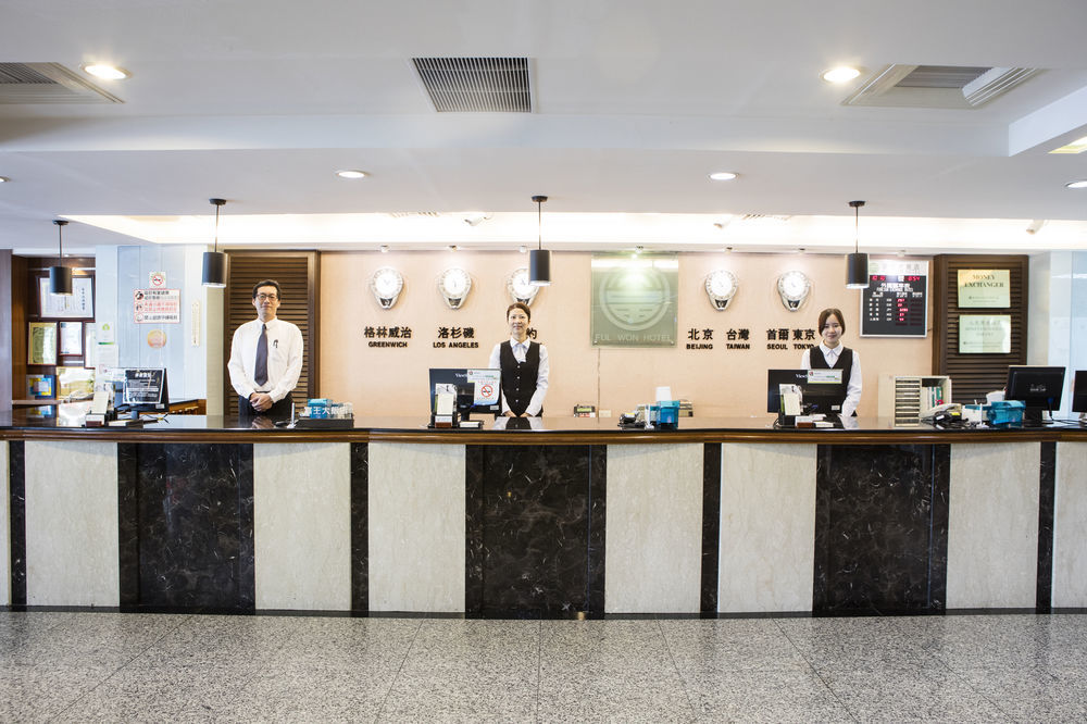 Ful Won Hotel Tajcshung Kültér fotó